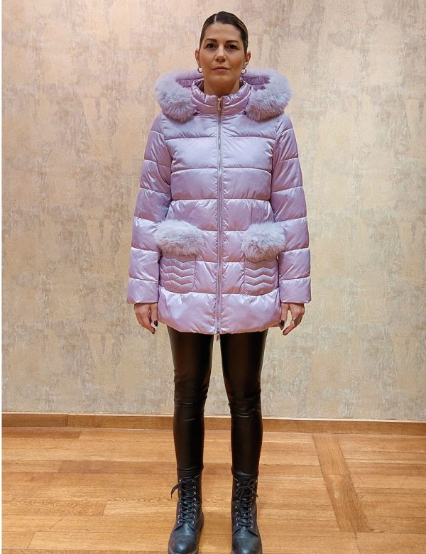 Μπουφάν με γούνινες λεπτομέρειες